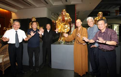 料吸引80万人参观 500罗汉展19日起举行